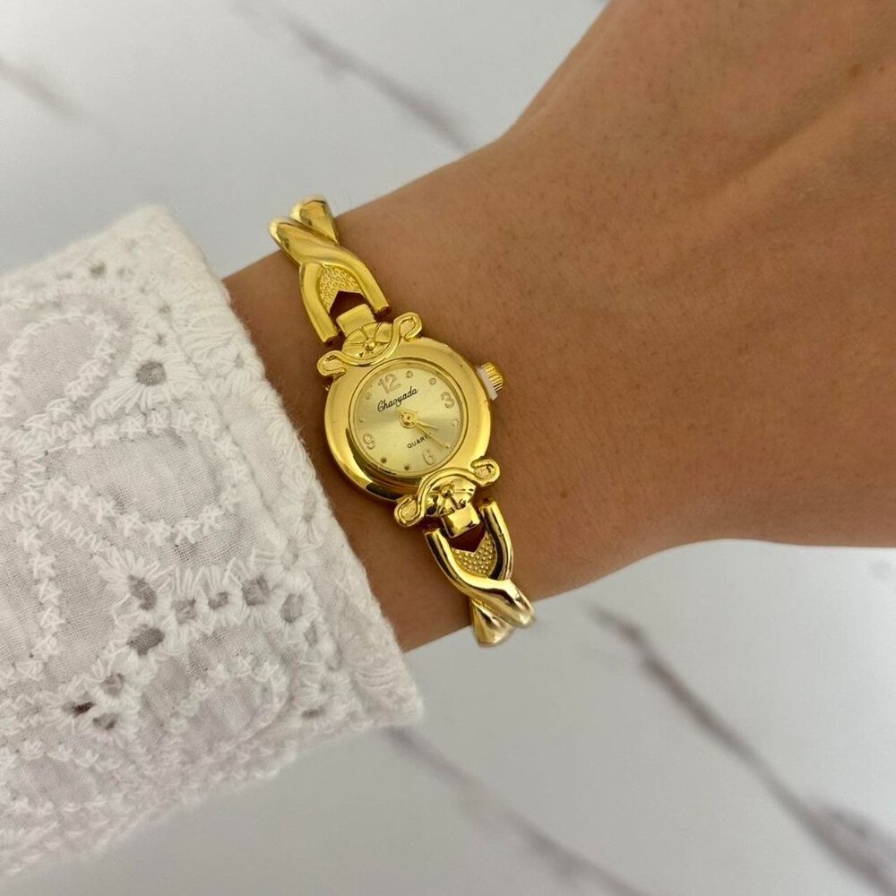 Sku:0206 vintage vibe gold mini watch +‎ in a gift box Stainless steel